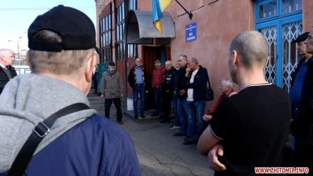 Погрози водіїв страйкувати стихли лише після зустрічі із заступником мера Житомира