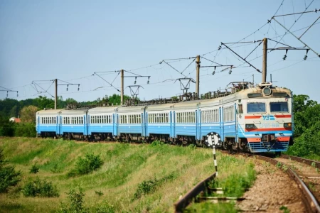 Укрзалізниця змінила тарифи на приміські поїзди: нові ціни вже діють на Житомирщині